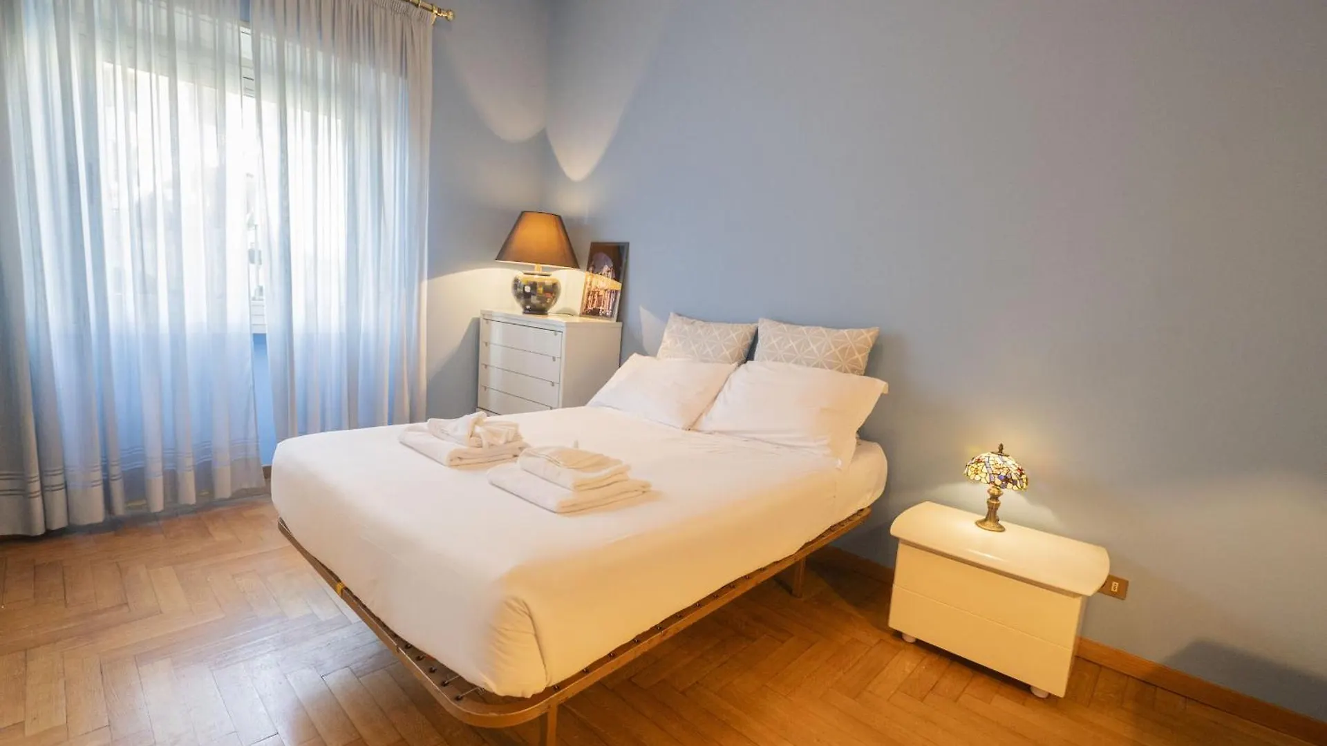 Trastevere 2 Bedroom Cozy Apartment Rzym